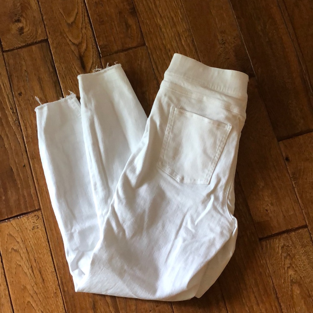 Spank white distressed jean